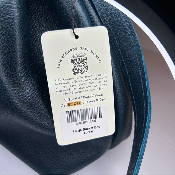 NWT Portland Leather Goods Large Bucket Bag Boreal Leather Crossbody + Tassel - Picture 10 of 16